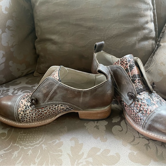 Free Bird Mabel Oxford Shoes - Picture 3 of 8